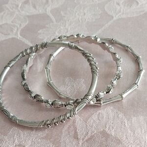 Elegant Silver Bangle Set plus size wrists